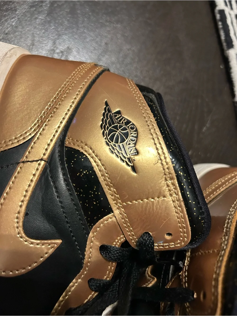 Nike Air Jordan Youth High-Top Sneakers Black and Gold Size 7